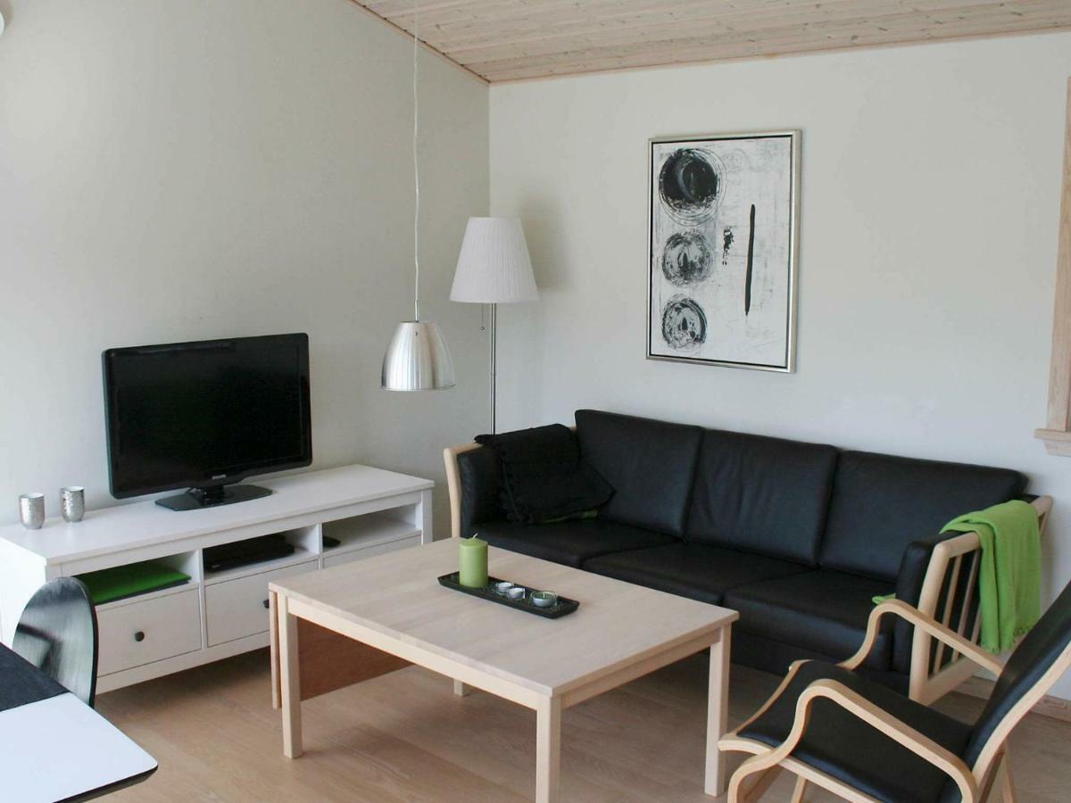 6 Person Holiday Home In Gudhjem Eksteriør billede