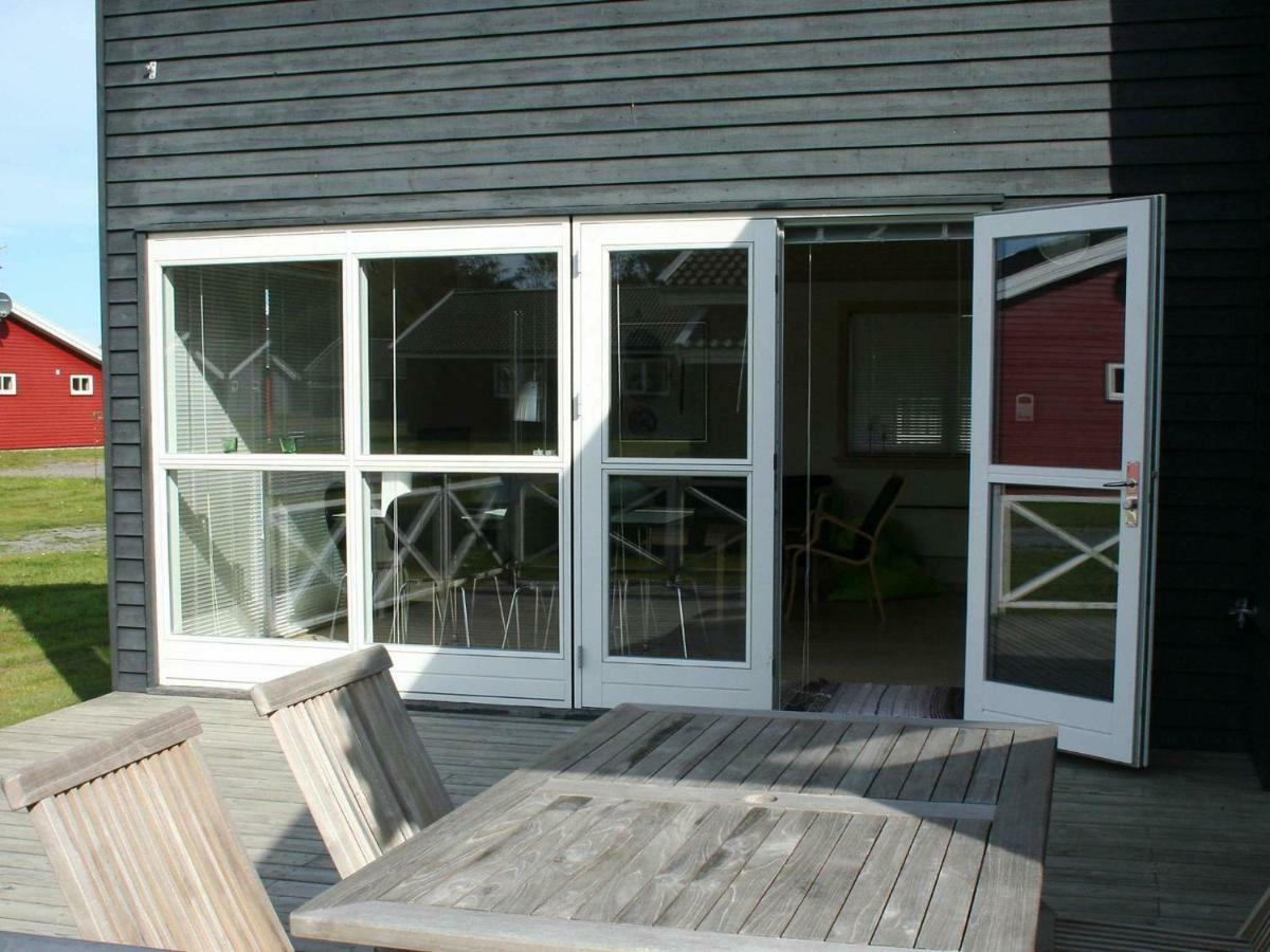 6 Person Holiday Home In Gudhjem Eksteriør billede